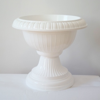 https://arita.ua/images/products/gorshok-cvetochnyy-gazon-florida-belyy-d-40-sm-mm-1609074601-558368705.jpg
