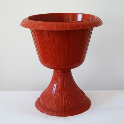 https://arita.ua/images/products/gorshok-cvetochnyy-gazon-gavai-terrakotovyy-d-33-sm-mm-1609074439-1955520786.jpg