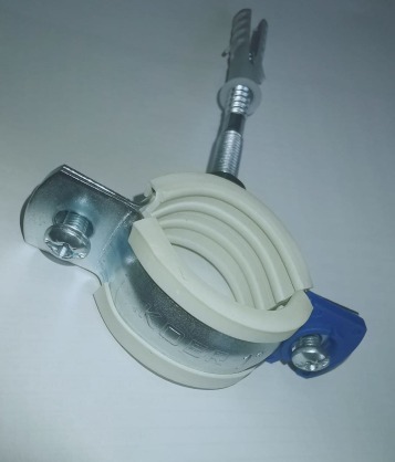 https://arita.ua/images/products/homut-metal-3-4-26-30mm-s-prokladkoy-shpilykoy-i-dyubelem-koer-kcbi10ig-1630629843-2111474120.jpg