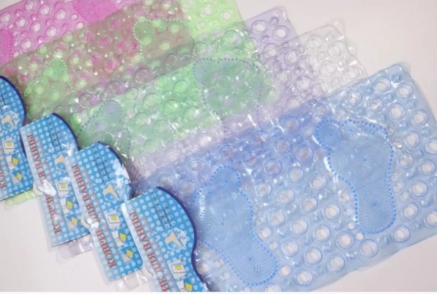 https://arita.ua/images/products/kovrik-v-vannuyu-komnatu-silikonovyy-nogi-cvet-v-assorti-0i33-m063-m-1674264730-1934131994.jpg