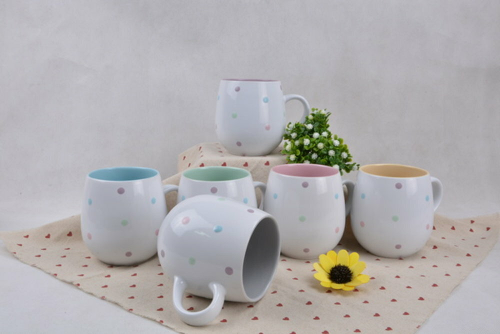 https://arita.ua/images/products/krughka-520ml-limited-edition-colored-dots-farfor-1609075920-1049599853.jpg