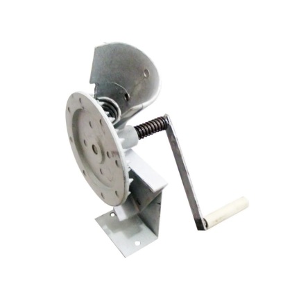 https://arita.ua/images/products/kukuruzoluschilka-alyuminievaya-ruchnaya-1609075922-946915565.jpg