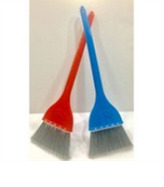 https://arita.ua/images/products/venik-plasti-megalyuks-s-dlinnoy-ruchkoy-1693873237-1870199394.jpg