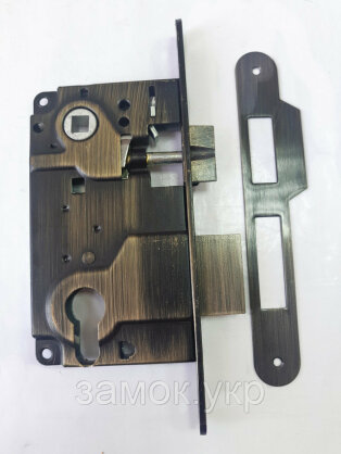 https://arita.ua/images/products/zamok-vreznoy-armadillo-25-50-rigelyzaschelka-ab-bronza-1609076394-1836337465.jpg